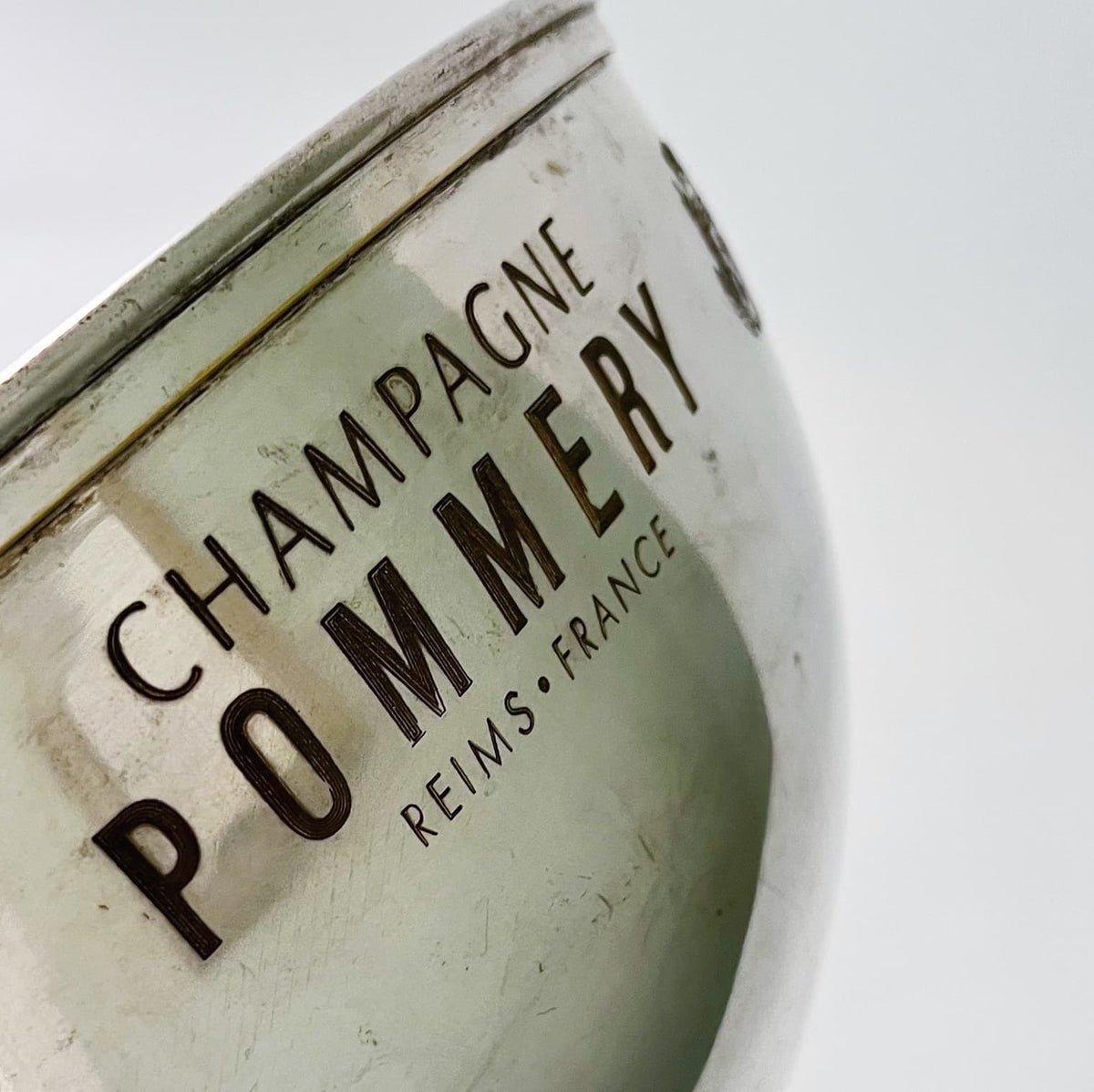 シャンパーニュ・ポメリー・クーラー シャンパーニュ・ポメリー・クーラー French Champagne Cooler Pommery